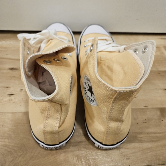 Converse Chuck Taylor All Stars Canvas Men’s 10 Women’s 12 High Top NWOB - Picture 4 of 7